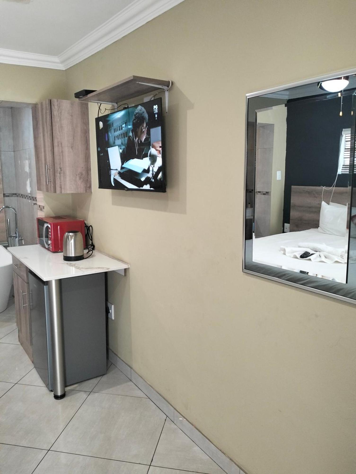 Sunrise Boutique Hotel Witbank Exteriör bild