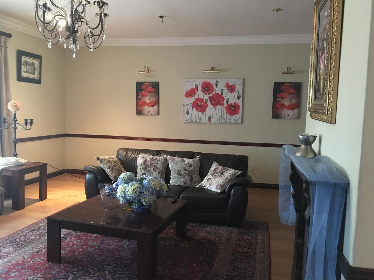 Sunrise Boutique Hotel Witbank Exteriör bild