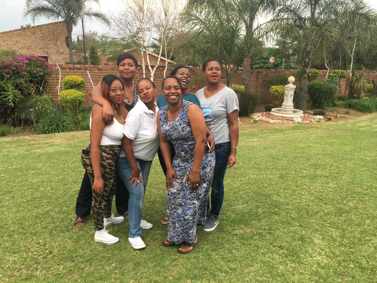 Sunrise Boutique Hotel Witbank Exteriör bild